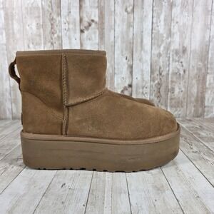 UGG Classic Ultra Mini Platform Boots Chestnut Suede Cozy Fashion Women's Size 9